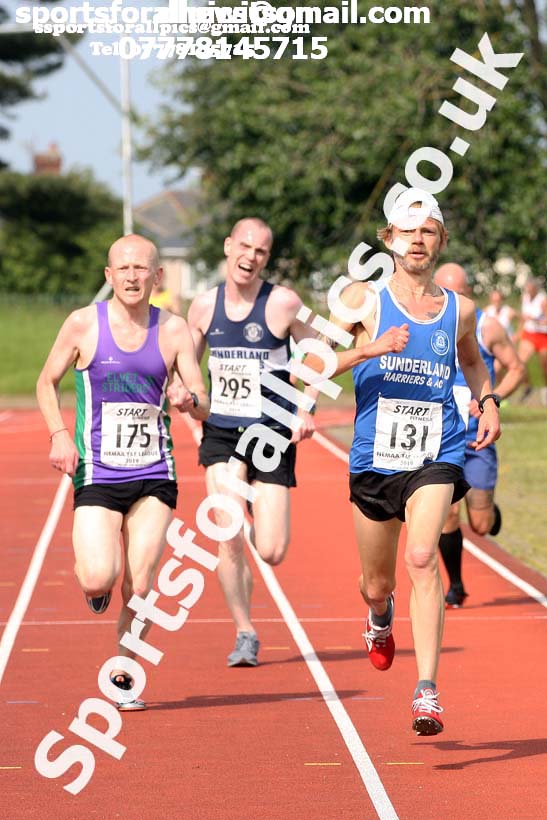 Mens 5000 metres, 2019 NEMA Track and Field Champs, Monkton. Photo:  David T. Hewitson/Sports for All Pics